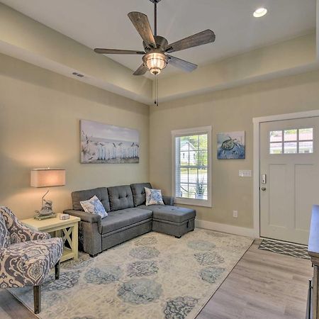 Ocean Isle Beach Home With Shared Lanai And Grill Exteriör bild